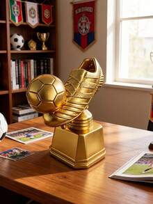 1pc Handmade Realistic Golden Boot Football Trophy Ornament | Premium Resin Material Football Golden Boot Award Replica Craft | Symbolizing Sports Excellence And Victory | Unique Gift For Football Players, Coaches, Fathers, Sons And Fantasy Football League Champions | Suitable For Birthday, Father's Day, Graduation Ceremony, Team Award Ceremony Gifts And Sports Collection - 1 Golden Boot Football - View 5