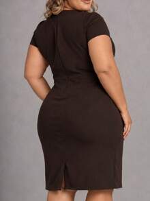 Women's Midi Dress With Pocket, Short Sleeves, Tailored Fabric, Plus Size, Casual, Secretary, Work Uniform - 鏽棕色 - 查看 2