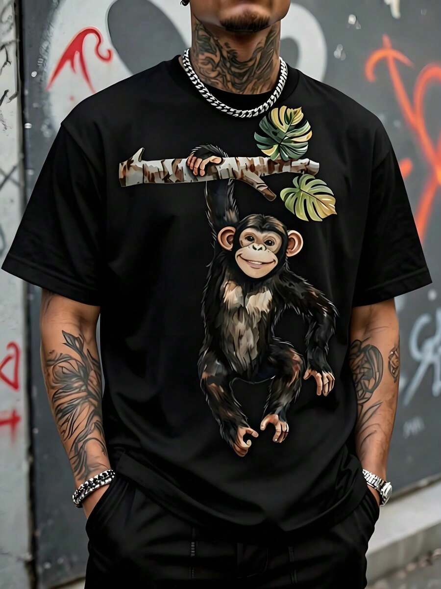 Men's Loose Fit T-Shirt, Smiling Black Chimpanzee Hanging With One Hand From A Birch Branch, Short Sleeve Summer Jungle Style Casual Streetwear T-Shirt. - 黑色 - 查看 1