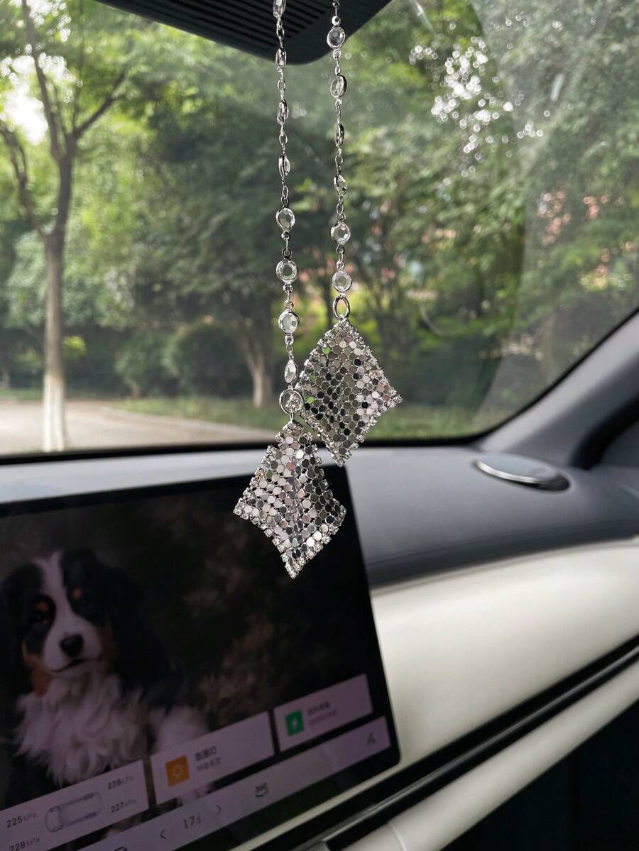 2pcs New Fashion Rhinestone Magic Carpet Car Rearview Mirror Hanging Ornament Steering Wheel Decoration Chain Set Women Car Accessories - Multicolor - View 1