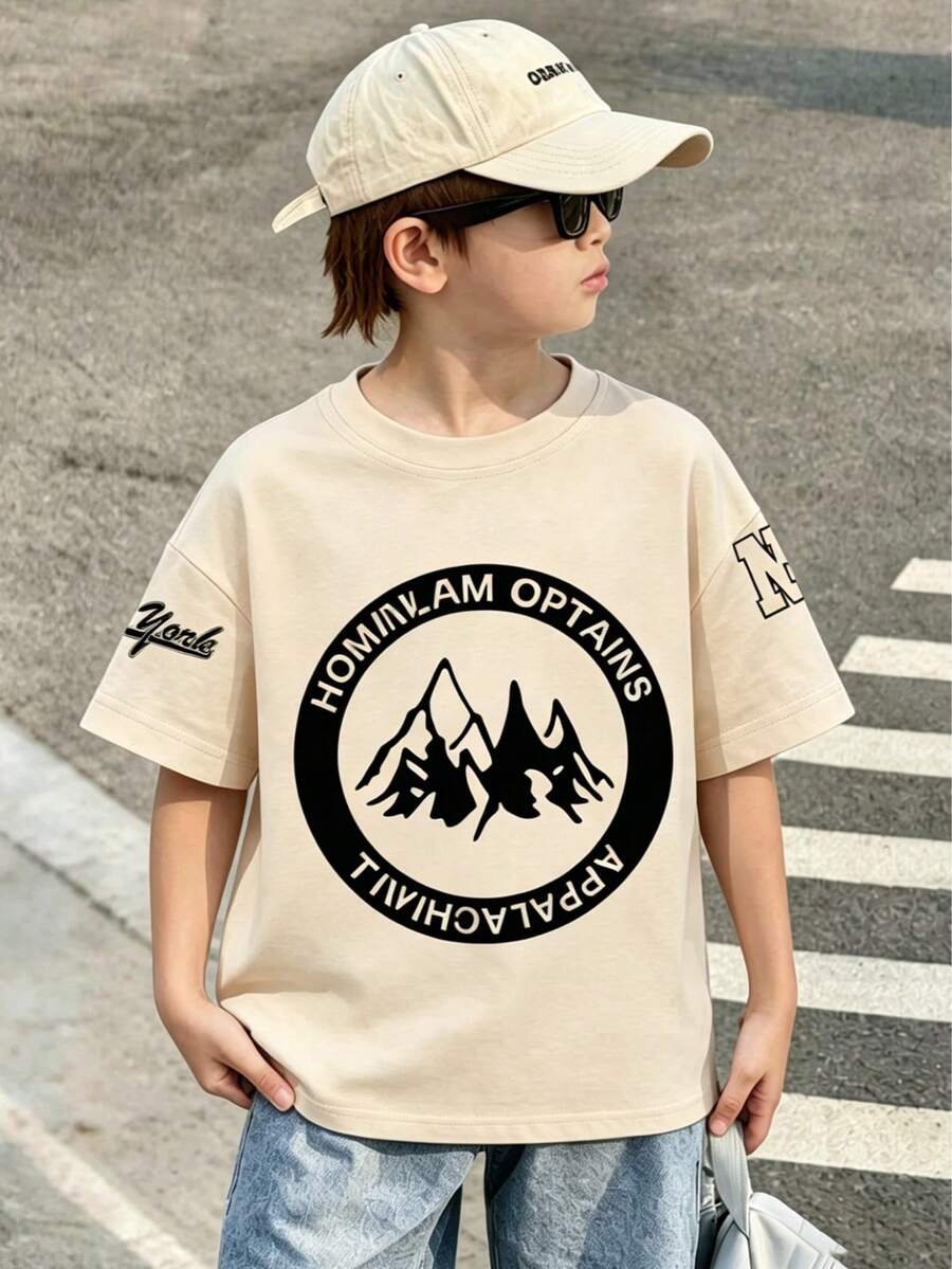 青少年男孩杏色休閒圓領T恤,印有山脈與字母圖案,非常適合男孩與大童穿著。無論是上學、購物、打造街頭風格或度假,都是絕佳選擇。 - 杏色 - 查看 1