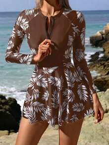 Swim SPRTY Traje de baño de una pieza con cremallera al frente, estampado de hojas tropicales blanco y negro en patchwork, diseño modesto para la playa, surf, deportes - Marrón - Ver 1