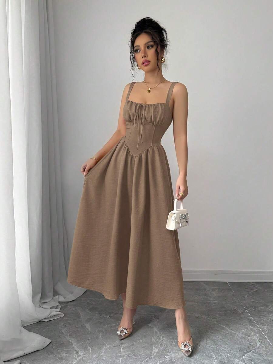 Women's Plain Red Maxi Dress For Summer 2025, Perfect For Valentine's Day Or Holidays, Featuring Ruffles At The Front, A Bow, An Asymmetrical Neckline, And A Slimmed Waist - 卡其色 - 查看 1