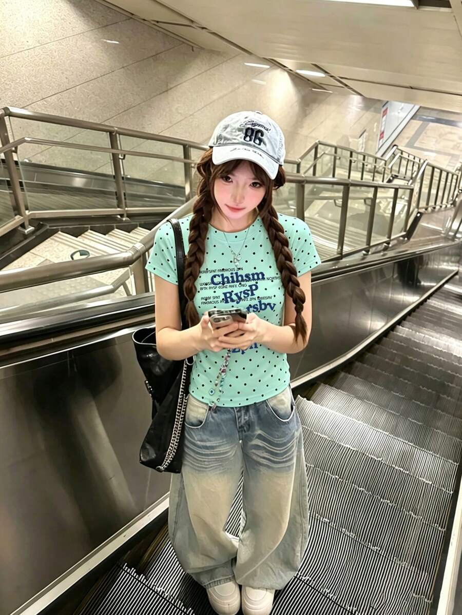女款夏季美式風格圓領短袖T恤，波點與字母印花，Y2K休閒風 - 薄荷綠 - 查看 1