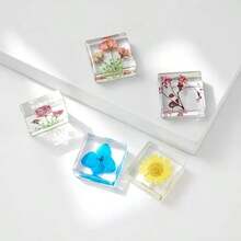 1 Buah Kubus Resin Kristal Transparan Bunga Kering Alami Asli, Spesimen Tanaman Alami, Dekorasi Meja, Hadiah, Berbagai Gaya Bunga dan Daun, Dekorasi Meja Mini dan Hadiah DIY - Spesimen serangga persegi berukuran 3,8 cm - View 7