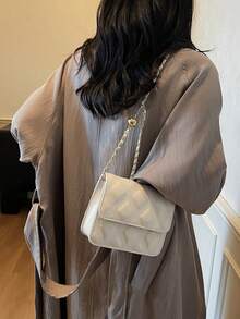 Dedoo 女款絎縫人造皮革迷你斜挎包，金色鏈條翻蓋單肩包，優雅日常手提包，適合春夏 - 白色 - 查看 3