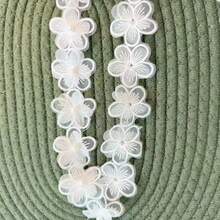 1 Yard White 3D Organza Lace Trim, Delicate Double-Layer Floral Decorative Sewing Trim, For Wedding Dress Hem, Bridal Gown, Hair Accessories, DIY Handmade, Clothing Decoration - Multicolor - View 1