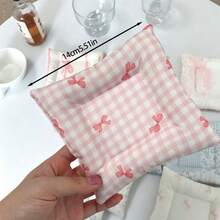 創意蝴蝶結杯墊 Ins 風格格紋方形布製杯墊 加厚填充耐熱隔熱墊 適合居家、辦公室、餐廳、咖啡廳 溫柔甜美風桌面咖啡杯墊 - 彩色 - 查看 8