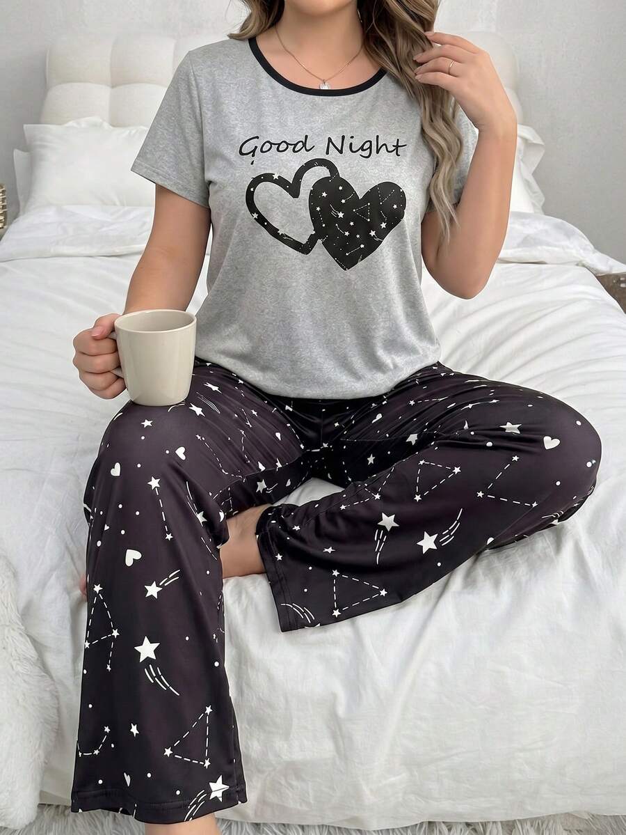 大尺碼女款睡衣套裝,「Good Night」愛心印花T恤 + 星空圖案長褲 2件式居家睡衣套裝 - 灰色 - 查看 1
