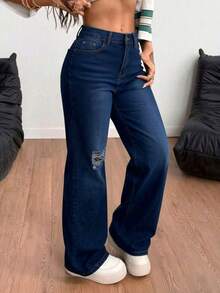 Pantalones rectos de mezclilla azul claro lavados con roturas, cintura media, elásticos y con caída elegante - Azul lavado medio - Ver 4