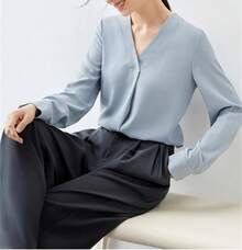 Blusa holgada formal con cuello en V y manga larga para mujer, con pliegues de negocios - azul claro - Ver 3