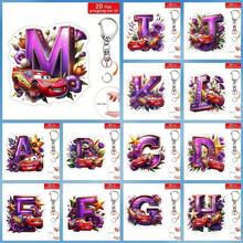 Llavero acrílico 2D plano de 1 pieza o 13 piezas con letras de dibujos animados, coche morado, cielo estrellado azul, planeta, letras inglesas A-Z en morado y rojo, diseño de tema de dibujos animados, colgante para mochila, colgante para billetera, llavero, gran regalo para familia, maestros y amigos, llavero lindo, llavero para mujer, accesorio para coche de mujer, regreso a clases, México - Multicolor - Ver 2