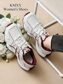 Baskets Épais à semelle épaisse pour femmes KMXY, printemps/automne, chaussures décontractées à talon compensé bas en maille respirante, légères et polyvalentes, à lacets, coloris blanc/gris/blanc, chaussures de sport et de course toutes saisons - Rouge - Voir 3