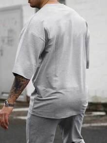 男士時尚字母印花圓領休閒短袖t恤 - 灰色 - 查看 4
