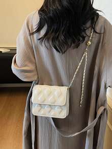 Dedoo 女款絎縫人造皮革迷你斜挎包，金色鏈條翻蓋單肩包，優雅日常手提包，適合春夏 - 白色 - 查看 5