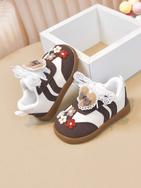 Baby Girl Cute Floral Embroidered Flat Shoes, Lace Bow + Heart Patch, Comfortable Soft Sole, Toddler Daily Sports Shoes