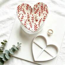 1pc Minimalist Heart-Shaped Polymer Clay Cutter Mold, For DIY Jewelry Storage Tray, Store Rings, Earrings And Small Accessories - White - View 1