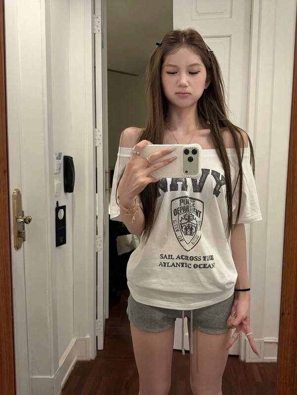 Designer Vintage Asymmetric Shoulder Print Short Sleeve T-Shirt Women Loose Fit Slimming Top Summer White