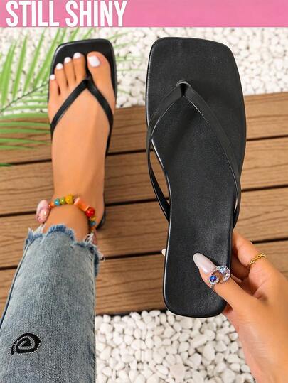 1 par de chanclas planas negras de mujer, acolchadas, lisas, de punta cuadrada, ligeras y minimalistas, estilo versátil casual, vanguardista y streetwear, para casa, fiesta, playa, vacaciones, primavera y verano, talla grande
