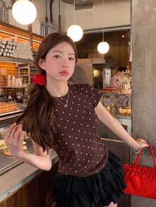 女款韓式圓領修身休閒短袖波點T恤，夏季棕色 - 棕色 - 查看 4