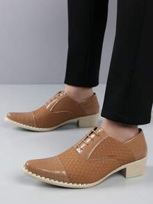 QRLQRL 1 Pair Men's Woven Crocodile Pattern Square Toe Low-Top PU Upper Rubber Sole Comfortable Business Casual Shoes - Khaki - View 4