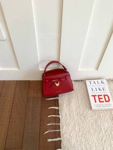 女款迷你正方形斜挎包，附蝴蝶結與金色金屬裝飾，可拆卸肩帶，優雅浪漫，適合婚禮、約會、派對，四季皆宜 - 紅色 - 查看 8