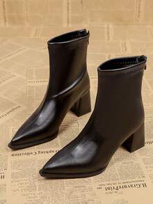 Botas de tobillo elegantes con punta puntiaguda, tacón grueso y cremallera trasera para mujer, nuevas botas clásicas de estilo americano de media pantorrilla en color negro para otoño/invierno - Negro - Ver 1