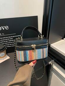 Bolso pequeño cuadrado con patrón tejido de colores contrastantes para mujer, nuevo 2026, estilo vintage, caja de maquillaje de mano, mini bolso bandolera con cadena - Negro - Ver 3