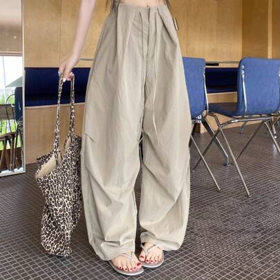 ハイストリート風レトロカジュアル、ドレープ感のある万能シルエットのゆったりパンツ、ニッチなリラックススタイル、極上のレトロアメリカンスタイル、人気のルーズワークウェアワイドレッグパンツ