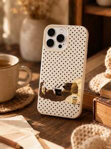Polka Dot Dog Illustration Phone Case, Cartoon Dog Wearing Glasses And Holding A Book, Blending Vintage Artistic And Cute Lifestyle Aesthetics. Compatible With IPhone 17/16/15/14/13 Pro Max And More Models, Full-Coverage Shockproof Soft Silicone Material, Thickened Edge Cushioning, High-Definition Printed Backplate, Wear-Resistant And Scratch-Resistant. - Multicolor - View 5