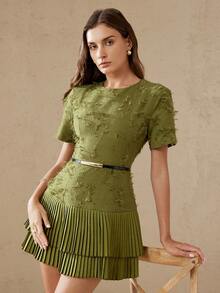 BELROSIE Vestido elegante y versátil para mujer con cuello redondo, manga corta, cintura ceñida, volantes en el bajo y textura con flecos en color verde oliva - Verde - Ver 1
