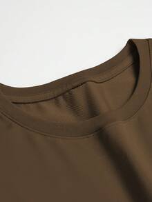 Men's Short-Sleeved T-Shirt, Summer, Comfortable, Made Of Micro-Elastic Polyester Fabric, Fashionable, Casual, Versatile, With Popular Print And Round Neck. - 淺棕色 - 查看 4