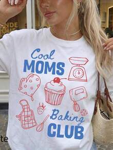Cool MOMS Bakery Club Ladies Tshirt  r graphic print, paired with oven mitt cupcake mixer, shortsved casual cotton Tshirt, soft summer top, perfect Mothers Day gift for bakingloving moms - Blanco - Ver 1