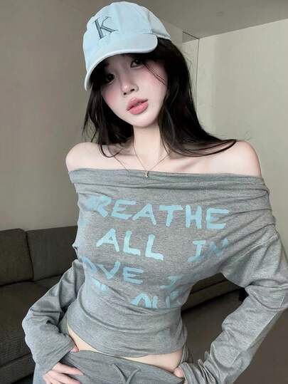Women's Off-Shoulder Design Letter Print Long Sleeve T-Shirt, Spring/Summer New Style