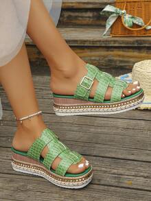 Green Crocodile Pattern