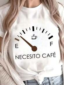 Camiseta mujer casual blanca de algodón suave con estampado divertido Necesito café", diseño moderno de medidor de energía, estilo relajado para uso diario y look cómodo - Blanco - Ver 1