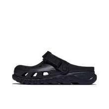 Zuecos Crocs Duet Max de EVA, estilo deportivo, suaves, cómodos, transpirables, unisex, color negro liso. - Negro - Ver 16