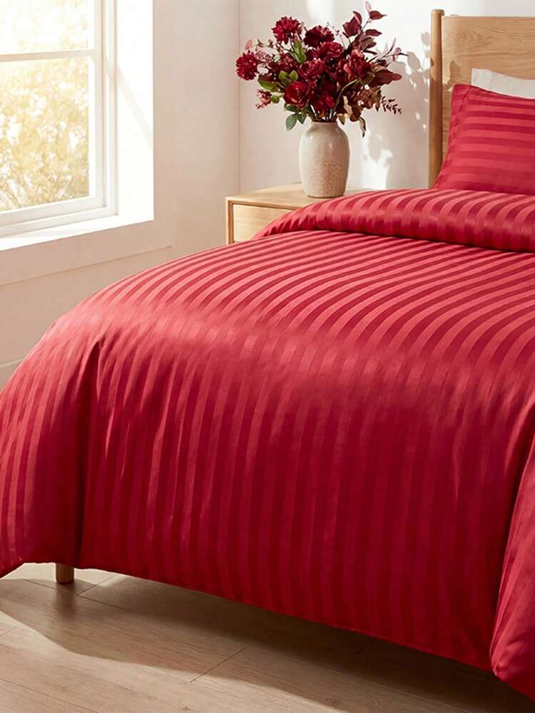 1pc Satin Striped Duvet Cover Bedding, Duvet Cover (No Filling), Soft And Comfortable, Skin-Friendly Fabric, Delicate Touch, Combines Comfort And Aesthetics, Cares For Sleep, Skin-Friendly Craftsmanship, Suitable For Dormitory Students, Home Bedroom Bedspread, Guest Room Use, All Seasons, Zipper Closure, Multi-Color Soft And Durable, Large Size Bedding - Burgundy - View 6