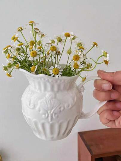1件極簡歐風小眾高端復古壓紋陶瓷花瓶 客廳鮮花花瓶 白色小奶罐裝飾品
