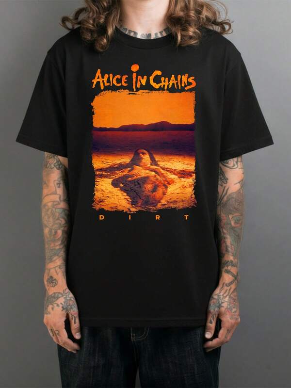 Camiseta Básica Unissex Banda Alice in Chains Estampa Metal Streetwear Casual Preta 100% Algodão Malha Leve