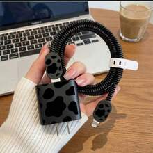 牛紋圖案裂紋充電器保護殼，適用於 Apple 18-20W 快充充電器，極簡設計，防損壞，質感優良，延長充電器壽命，送給男友/女友/好朋友的實用禮物 - 黑色 - 查看 2