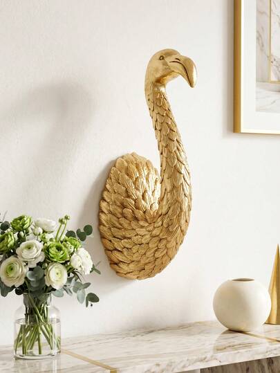 1PC Luxury Gold 3D Flamingo Wall Hanging, Resin Embossed Feather Animal Wall Decor, European Style Soft Decoration 3D Wall Ornament, Closet Soft Decoration, Can Be Used As Wall Decoration Or As A Hook, Gilded Wall Decor, Entryway Hallway Hanging Ornament, Vanity Wall Hanging Decor, Suitable For Bedroom Headboard Decoration, Living Room Background Wall, Holiday Decoration Gift, Housewarming, Wedding And Other Scene Arrangement And Photography Prop Decoration