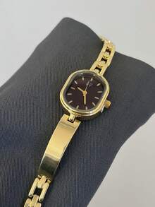 1pc Square Bamboo Quartz Watch In Gold/Silver Color, Suitable For Daily Wear And Perfect Gift For Birthday, Christmas - Gold - View 3