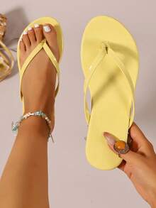 Damen Mode Strand Einfarbig Flach Minimalistisch Leicht Rundkappe Urlaub Frühling/Sommer Neu Große Größen Gelb Flache Zehentrenner - Gelb - Übersicht 2