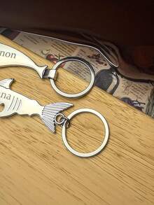 Customized Personalized Stainless Steel Shark Keychain Bottle Opener - Custom Laser Engraved Wedding And Party Gift, Ideal Groomsman Gift For Wedding Events, Unique Party Favor And Bar Accessory, Perfect Wedding Guest Souvenir And Beer Lover Gift, Suitable For Men And Beer Enthusiasts, Laser Engraved Wedding Keepsake And Party Decor Accessory - Multicolor - View 4