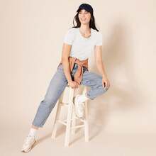 Camiseta de manga corta con cuello redondo de corte clásico  Essentials para mujer - Avena Mezcla/Verde Oliva - Ver 6