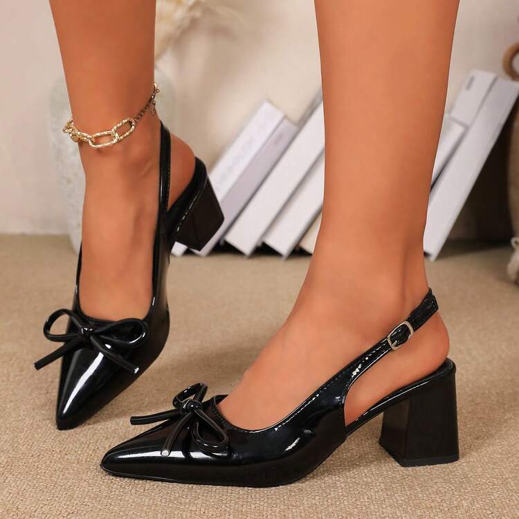 Sandal Hak Tinggi Wanita Model Baru Warna Polos Elegan Ujung Lancip dengan Hak Tebal, Cocok untuk Beraktivitas di Luar Ruangan, Klub Malam, Pesta, Pernikahan, dan Kegiatan Lainnya. Terbuat dari Bahan Mengkilap, Dilengkapi Tali Gesper, Tersedia dalam Warna Burgundy, Hitam, Merah, Dapat Dipadukan dengan Berbagai Gaun. - Hitam - View 16