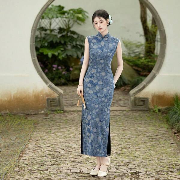 2026 Spring And Summer New Style Cheongsam Literary Retro Republic Of China Style Blue Print Sleeveless Slim Fit Women's Cheongsam