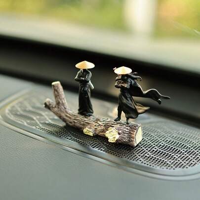 Ancient Style Bamboo Hat Swordsman Figurine, Creative Martial Arts Old Friend Car Dashboard Decor, Personalized Chinese Style Ornament