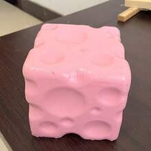 新款創意擠壓玩具，柔軟起司壓力緩解桌面裝飾品，適合成人與青少年，緩解焦慮與釋放壓力，趣味節日派對裝飾小禮物，理想夏季驚喜節日禮物，生日、男女、復活節、聖誕節、情人節、單身派對完美禮物，便攜玩具適用於學校、辦公室、假期、娛樂派對 - 彩色 - 查看 15